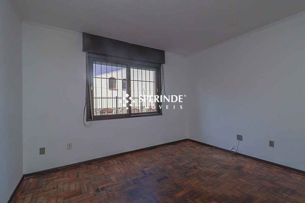 Apartamento para alugar com 46m², 1 quarto, 1 vaga no bairro Teresópolis em Porto Alegre