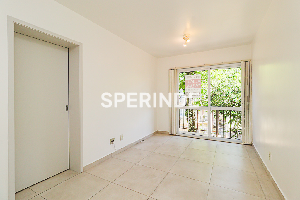 Apartamento para alugar com 41m², 1 quarto no bairro São João em Porto Alegre