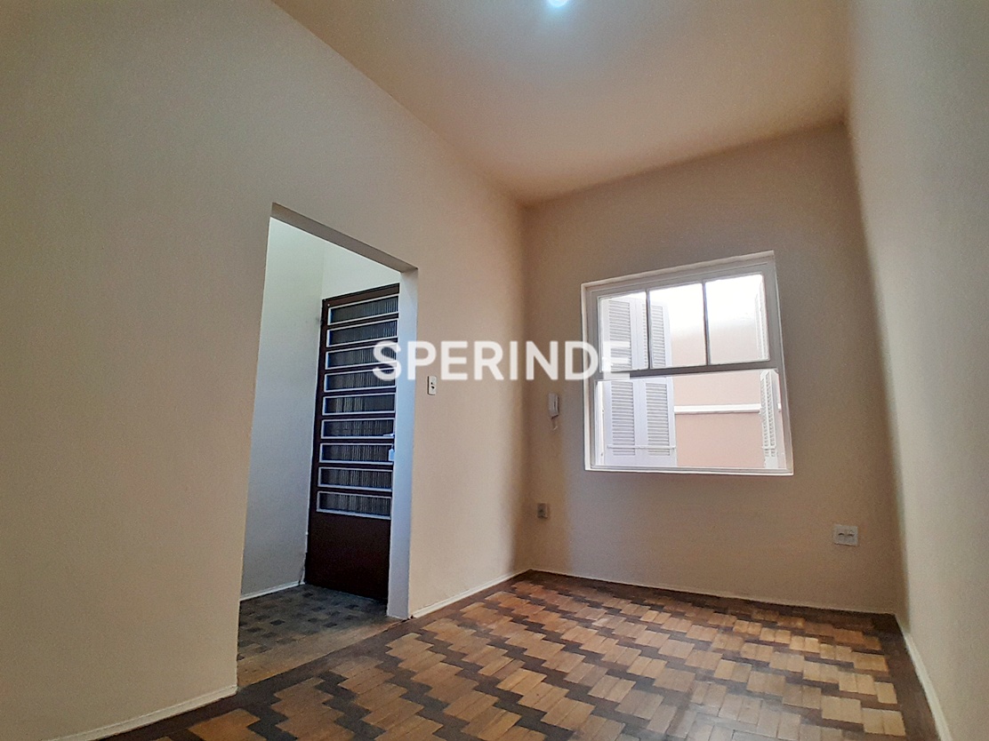 Apartamento para alugar com 35m², 1 quarto no bairro Floresta em Porto Alegre