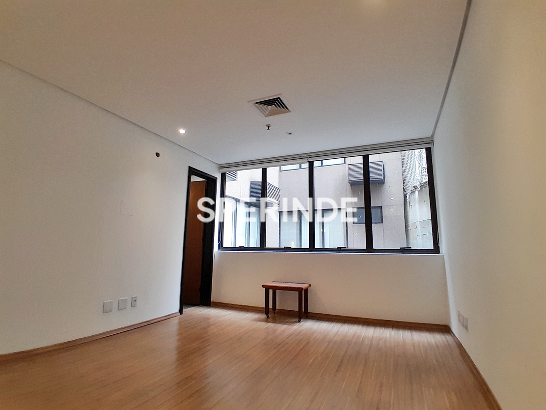 Sala para alugar com 22m², 1 vaga no bairro Moinhos de Vento em Porto Alegre