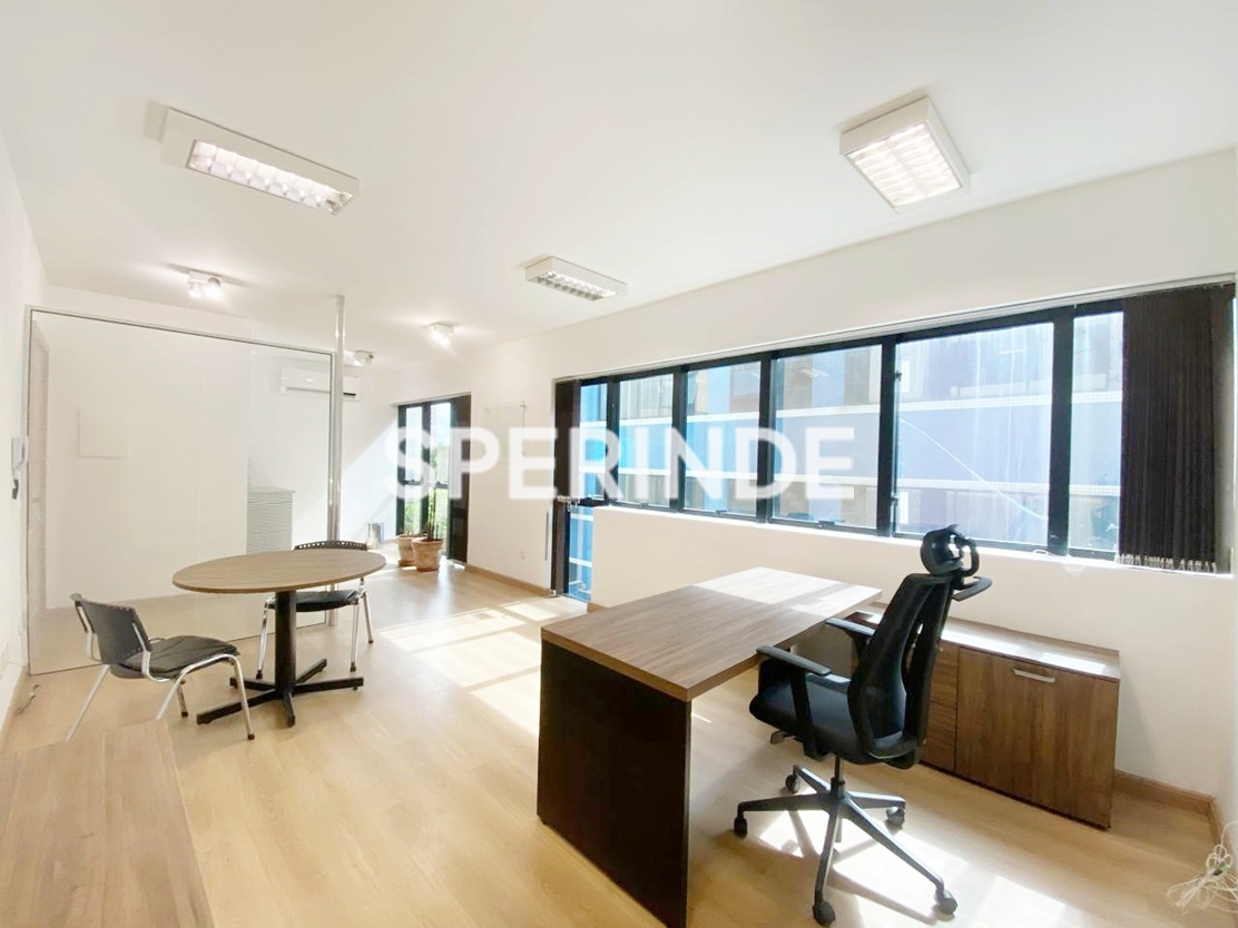 Sala para alugar com 42m² no bairro Auxiliadora em Porto Alegre