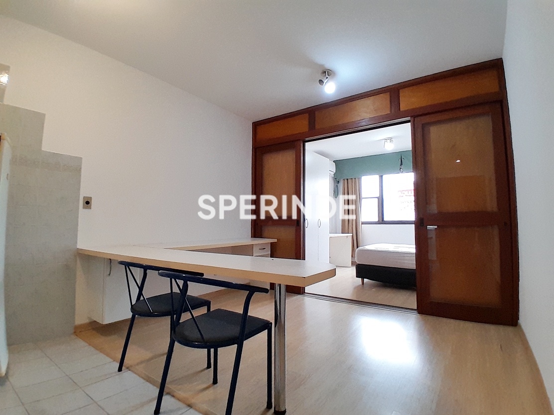 JK para alugar com 31m², 1 quarto no bairro Centro em Porto Alegre