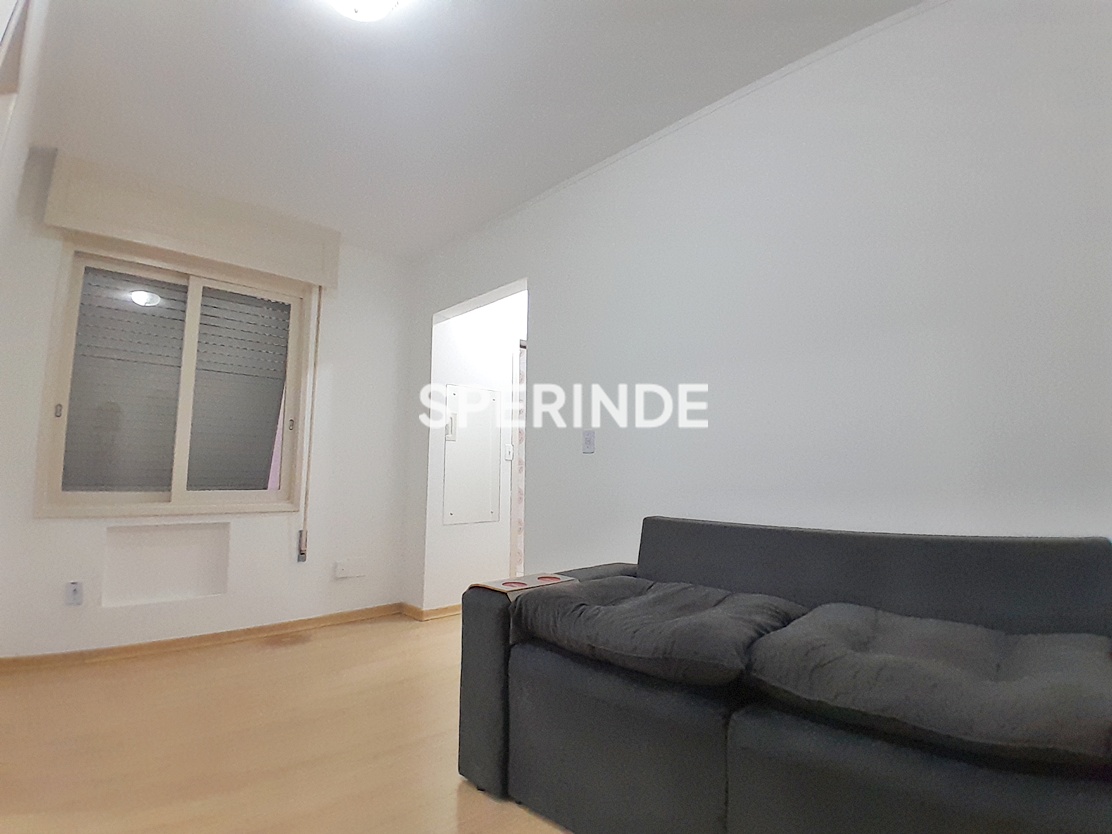 Apartamento para alugar com 32m², 1 quarto no bairro Centro em Porto Alegre