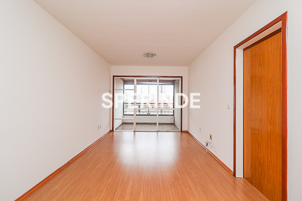 Apartamento para alugar com 77m², 2 quartos, 1 vaga no bairro Floresta em Porto Alegre