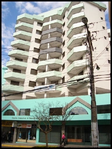 Apartamento para alugar com 98m², 2 quartos no bairro São Pelegrino em Caxias do Sul