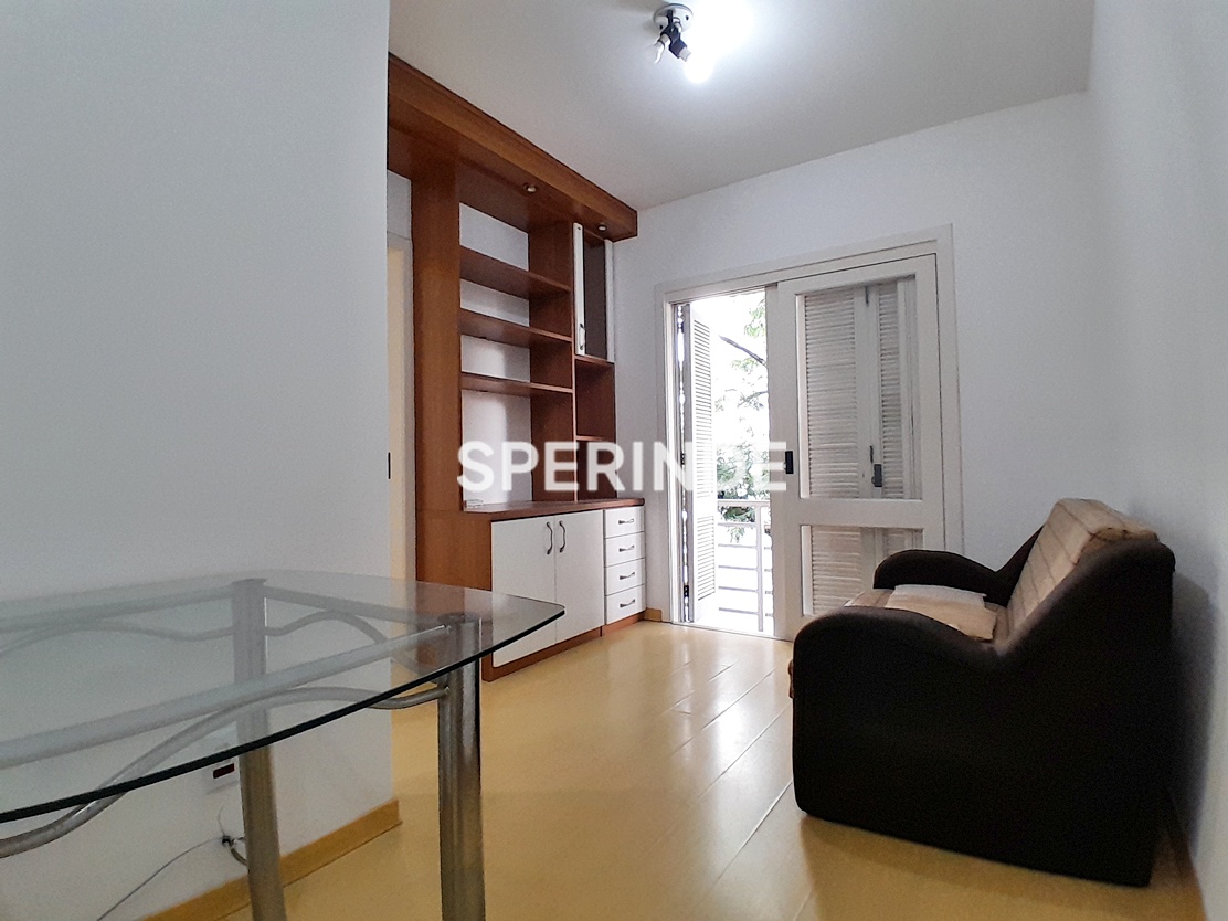 Apartamento para alugar com 42m², 1 quarto, 1 vaga no bairro Menino Deus em Porto Alegre
