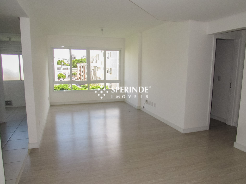 Apartamento para alugar com 75m², 2 quartos, 1 vaga no bairro Petrópolis em Porto Alegre