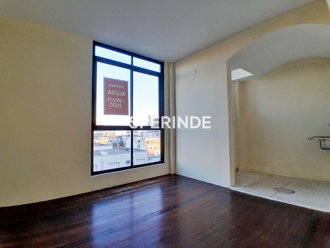 Apartamento para alugar com 46m², 1 quarto, 1 vaga no bairro Centro em Porto Alegre