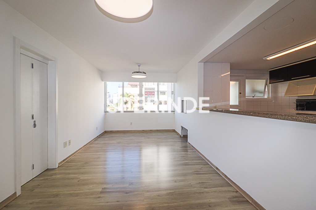 Apartamento para alugar com 88m², 3 quartos, 2 vagas no bairro Mont Serrat em Porto Alegre