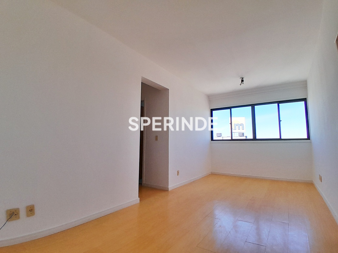 Apartamento para alugar com 55m², 2 quartos, 1 vaga no bairro Santana em Porto Alegre