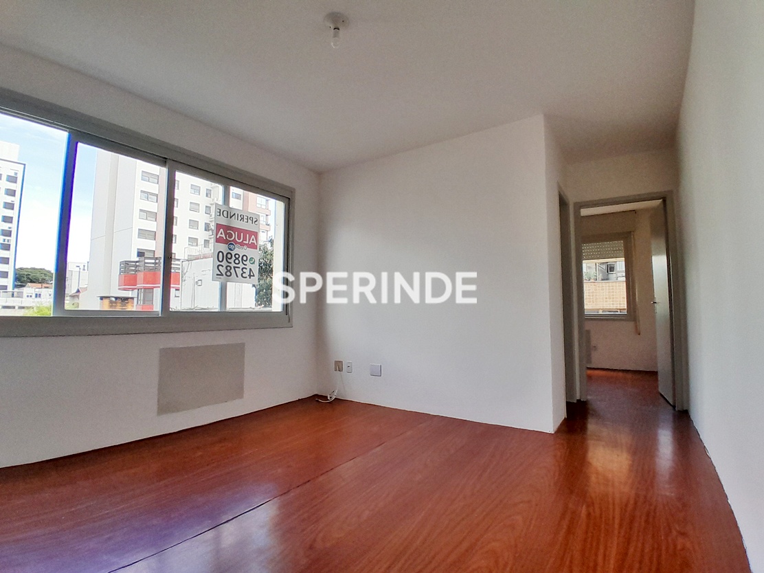 Apartamento para alugar com 37m², 1 quarto, 1 vaga no bairro Petrópolis em Porto Alegre