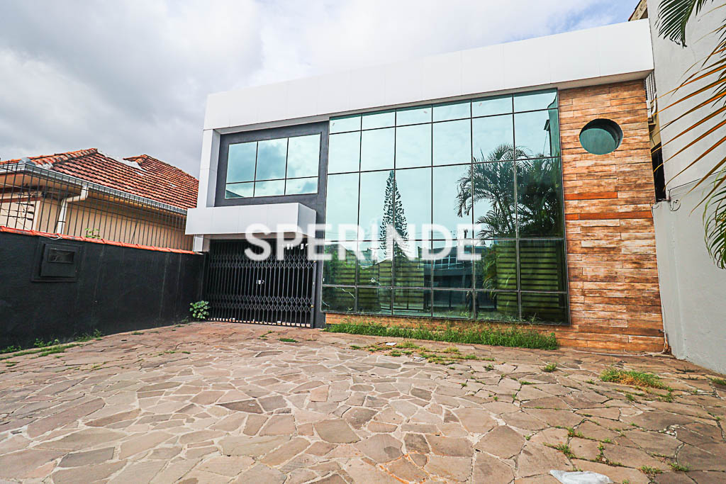 Loja para alugar com 497m², 10 vagas no bairro Navegantes em Porto Alegre