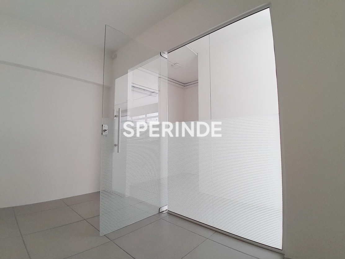 Sala para alugar com 50m² no bairro Três Figueiras em Porto Alegre