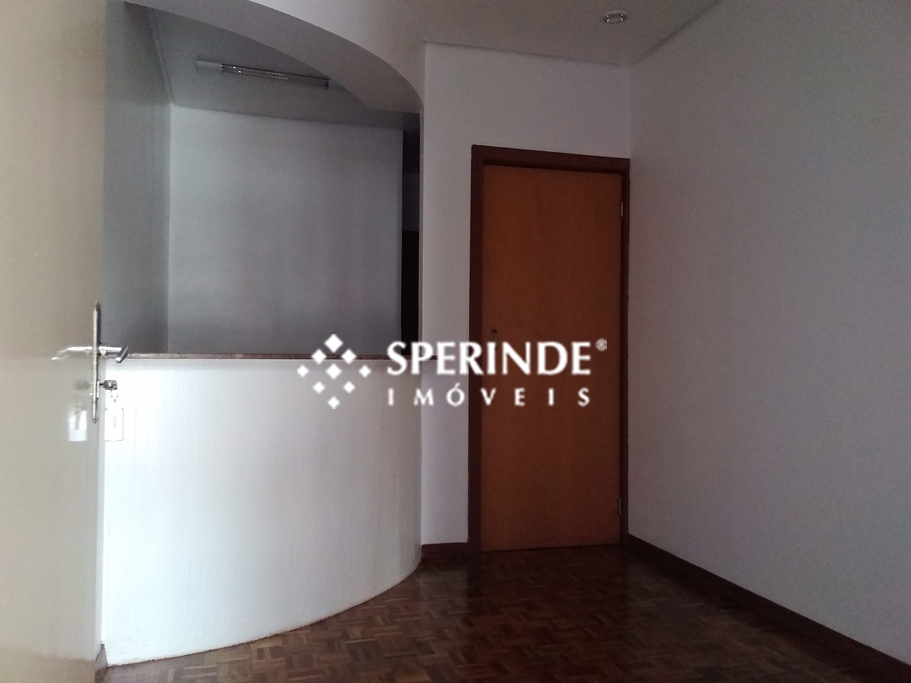 Sala para alugar com 45m², 1 vaga no bairro Exposição em Caxias do Sul