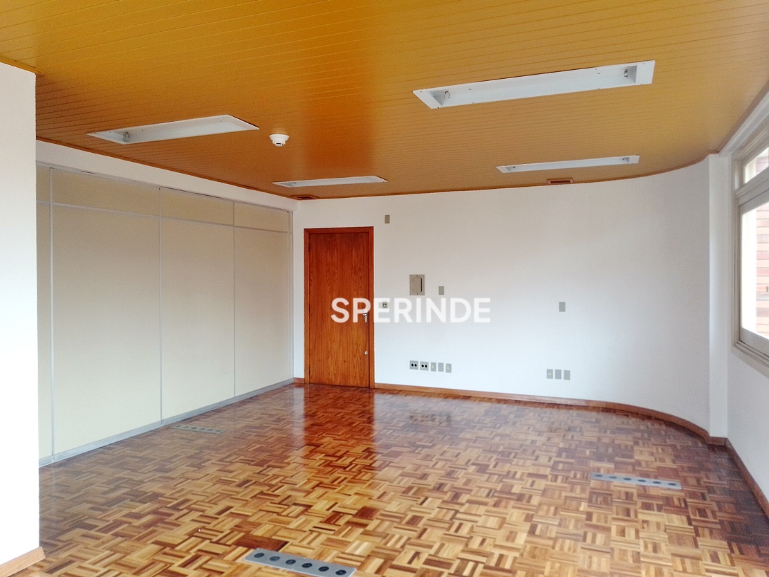 Sala para alugar com 44m², 1 vaga no bairro Exposição em Caxias do Sul