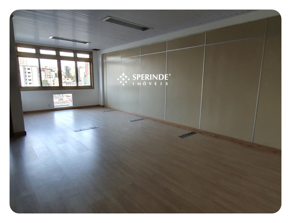 Sala para alugar com 41m², 1 vaga no bairro Exposição em Caxias do Sul