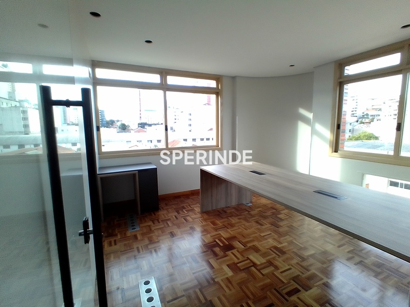 Sala para alugar com 85m², 1 vaga no bairro Exposição em Caxias do Sul