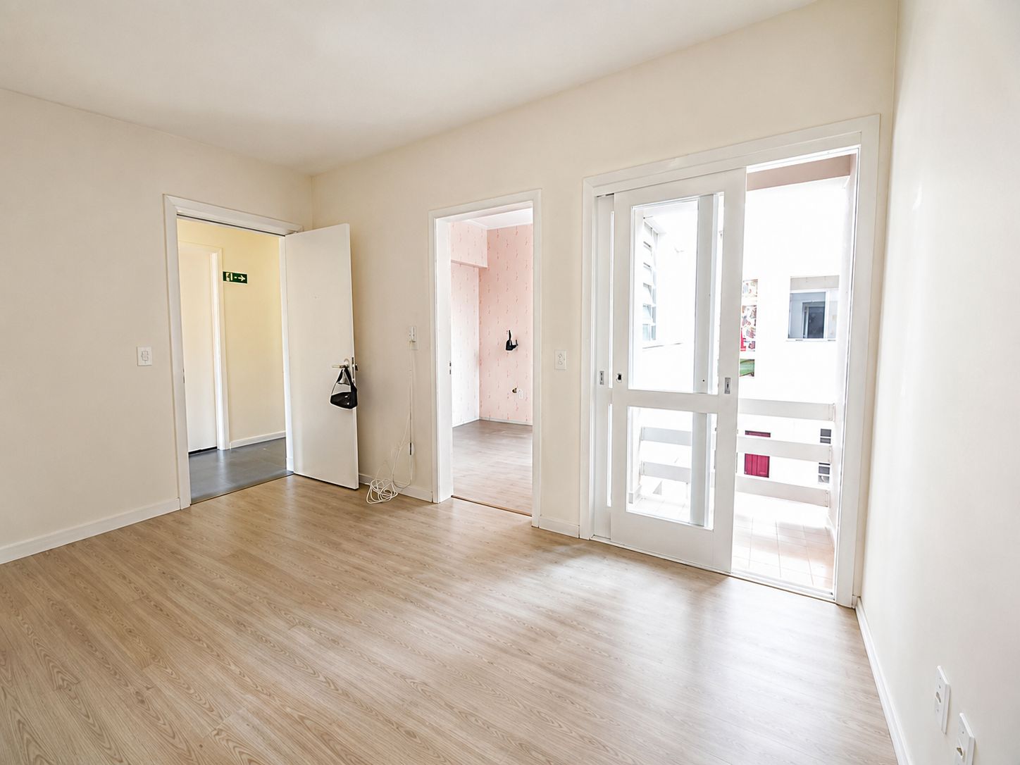 Apartamento para alugar com 57m², 2 quartos, 1 vaga no bairro Centro em Caxias do Sul