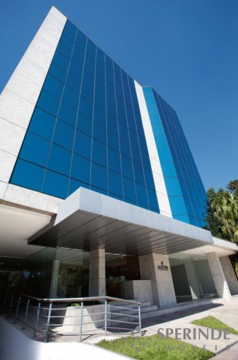 Sala para alugar com 125m² no bairro Três Figueiras em Porto Alegre