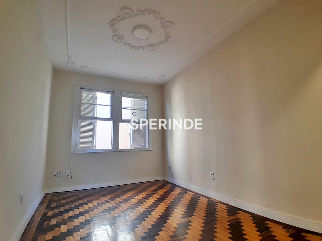 Apartamento para alugar com 74m², 2 quartos no bairro Bom Fim em Porto Alegre