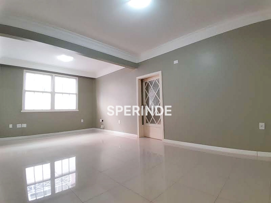 Apartamento para alugar com 100m², 3 quartos no bairro Bom Fim em Porto Alegre