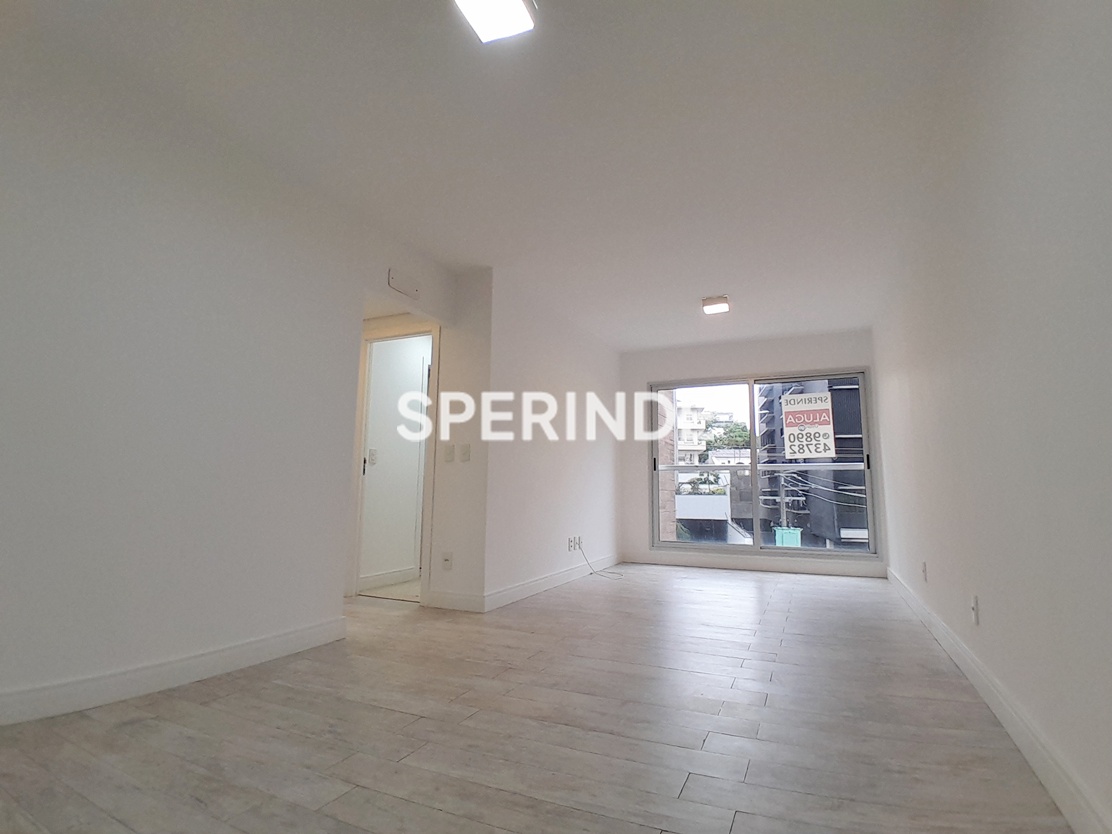 Apartamento para alugar com 107m², 2 quartos, 2 vagas no bairro Rio Branco em Porto Alegre