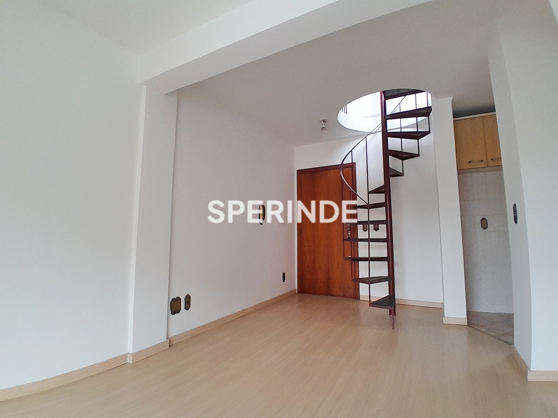 Cobertura para alugar com 88m², 1 quarto, 1 vaga no bairro Santana em Porto Alegre