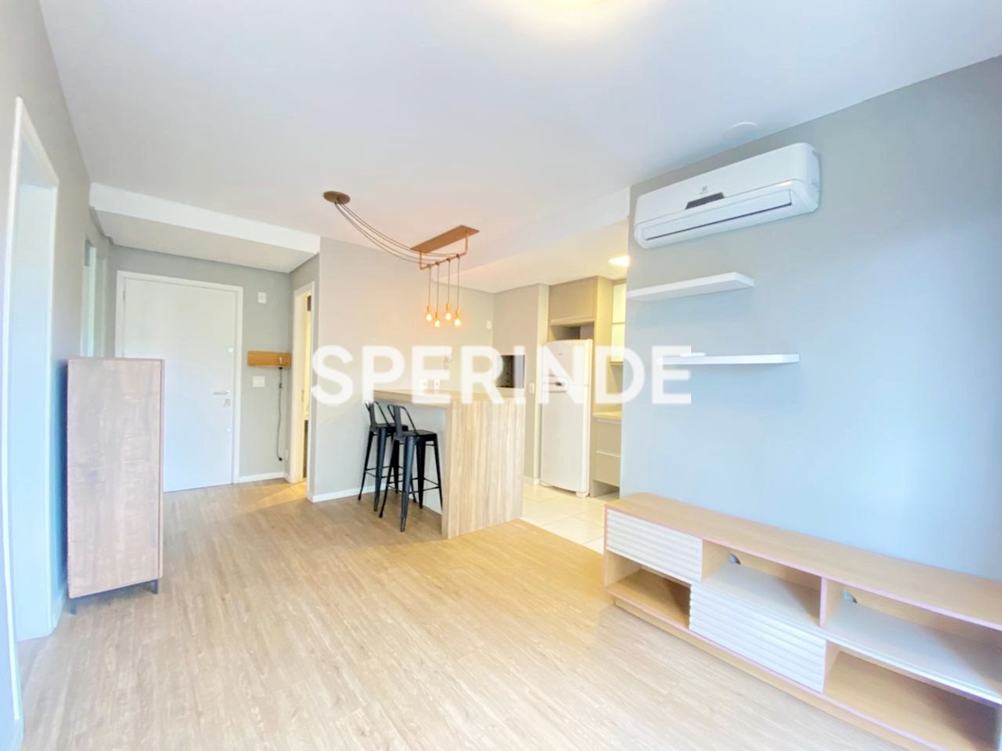 Apartamento para alugar com 52m², 1 quarto, 1 vaga no bairro Petrópolis em Porto Alegre