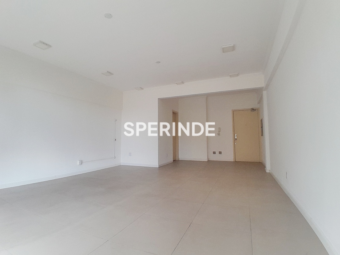 Sala para alugar com 39m² no bairro Auxiliadora em Porto Alegre