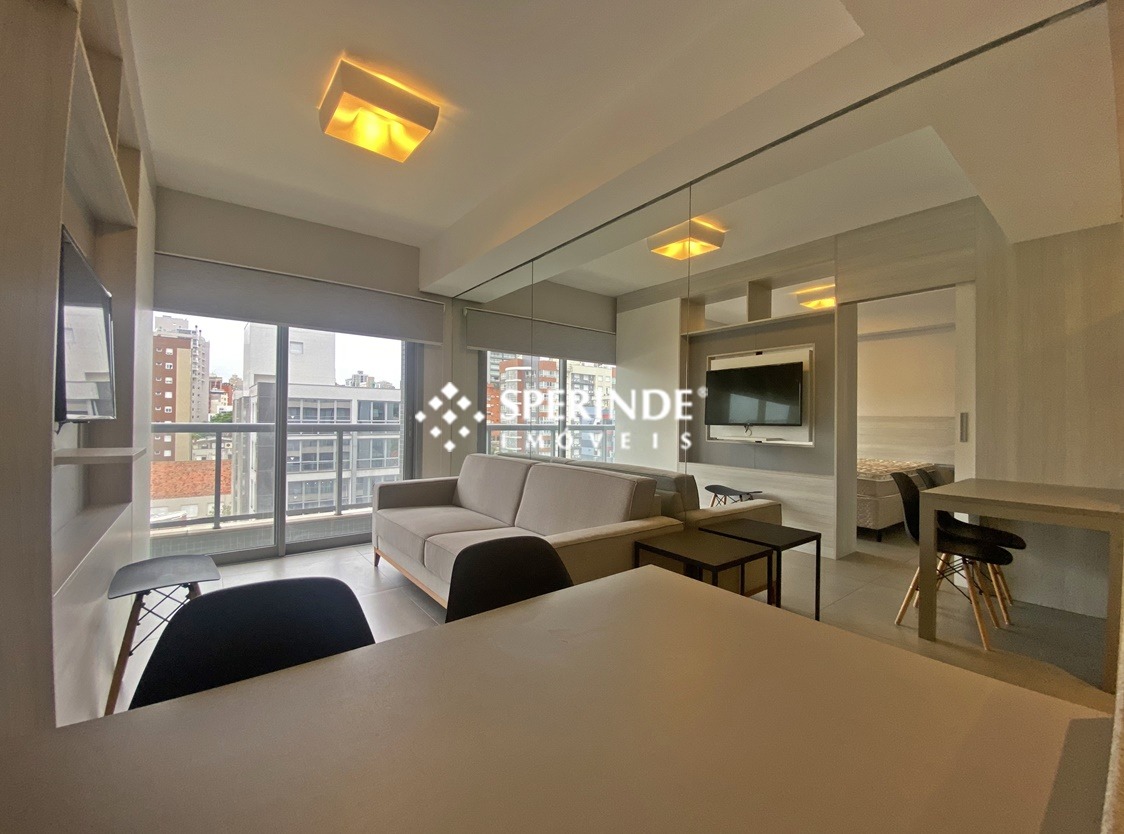 Apartamento para alugar com 40m², 1 quarto, 1 vaga no bairro Auxiliadora em Porto Alegre