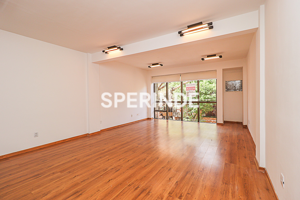 Sala para alugar com 47m² no bairro Auxiliadora em Porto Alegre