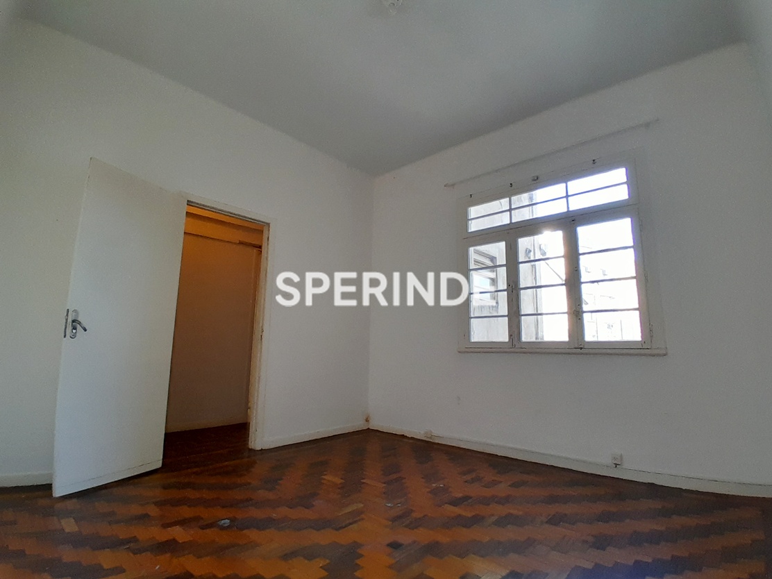 Apartamento para alugar com 80m², 2 quartos no bairro Centro em Porto Alegre