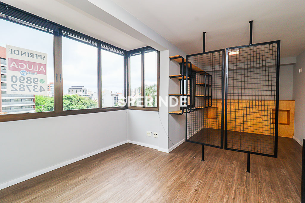 Apartamento para alugar com 38m², 1 quarto, 1 vaga no bairro Rio Branco em Porto Alegre