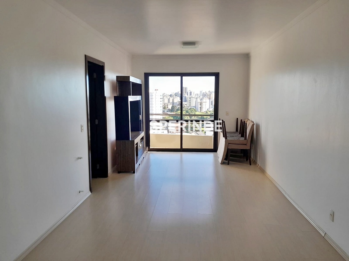 Apartamento para alugar com 99m², 3 quartos, 1 vaga no bairro Pio X em Caxias do Sul