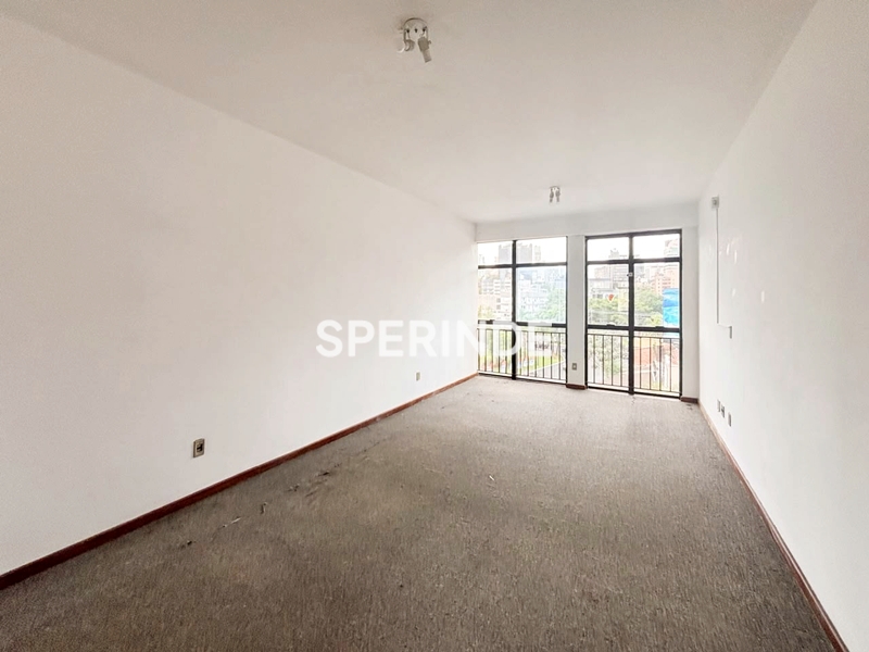Sala para alugar com 31m² no bairro Rio Branco em Porto Alegre