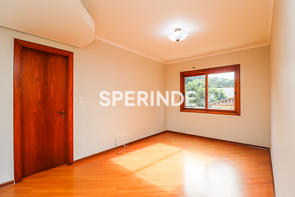 Apartamento para alugar com 74m², 2 quartos, 1 vaga no bairro Petrópolis em Porto Alegre