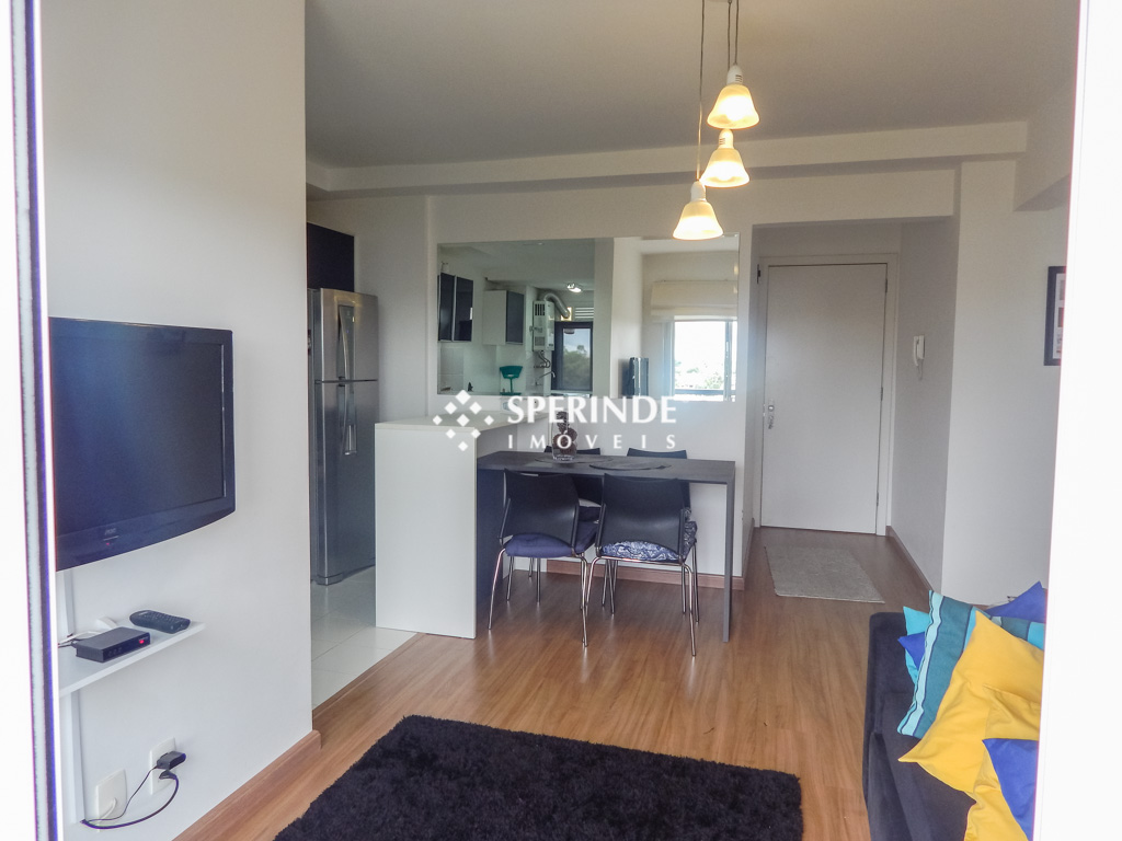 Apartamento para alugar com 60m², 2 quartos, 1 vaga no bairro Santa Catarina em Caxias do Sul