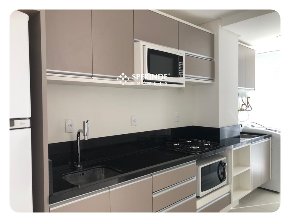 Apartamento para alugar com 45m², 1 quarto, 1 vaga no bairro Lurdes em Caxias do Sul
