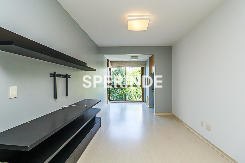 Apartamento para alugar com 75m², 2 quartos, 2 vagas no bairro Petrópolis em Porto Alegre