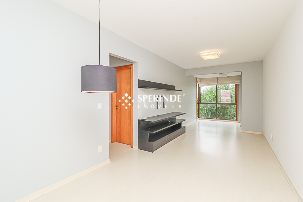 Apartamento para alugar com 75m², 2 quartos, 2 vagas no bairro Petrópolis em Porto Alegre