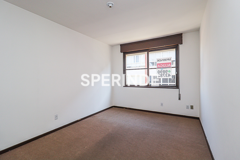 Apartamento para alugar com 70m², 2 quartos, 1 vaga no bairro Auxiliadora em Porto Alegre