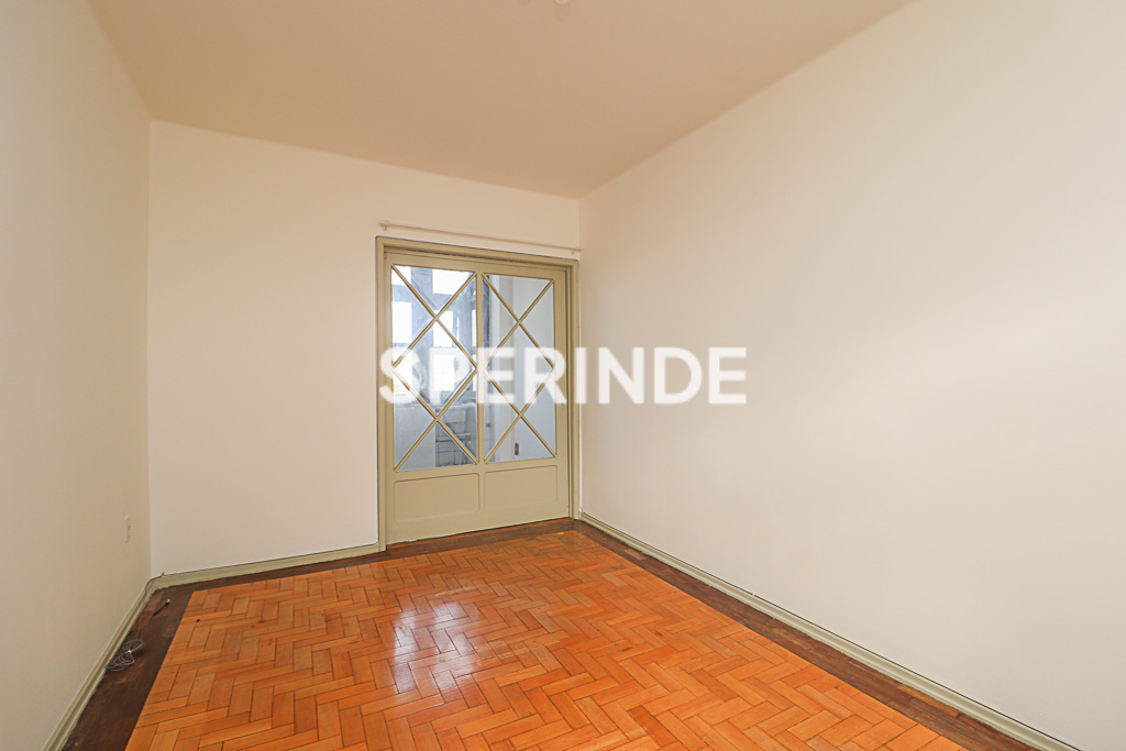 Apartamento para alugar com 46m², 1 quarto no bairro Floresta em Porto Alegre
