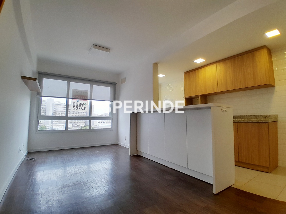 Apartamento para alugar com 40m², 1 quarto, 1 vaga no bairro Santa Cecilia em Porto Alegre