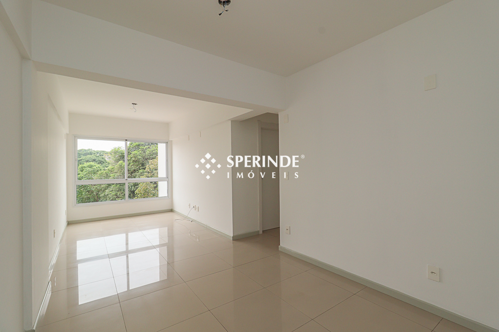 Apartamento para alugar com 58m², 2 quartos, 1 vaga no bairro Medianeira em Porto Alegre