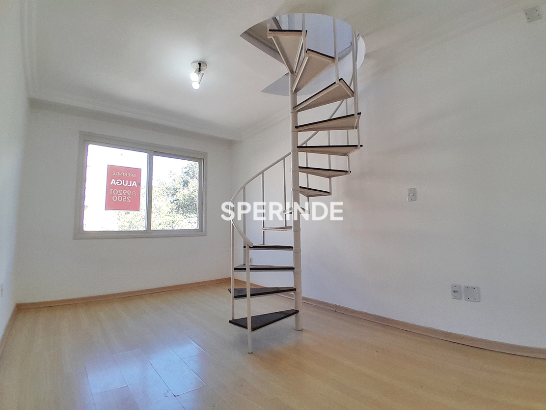 Cobertura para alugar com 85m², 1 quarto, 1 vaga no bairro Santana em Porto Alegre