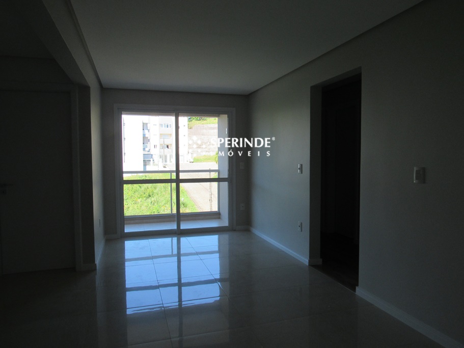 Apartamento para alugar com 75m², 2 quartos, 1 vaga no bairro Nossa Senhora da Saúde em Caxias do Sul