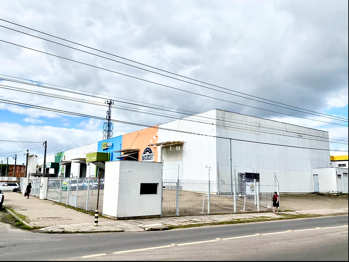 Pavilhão para alugar com 230m² no bairro Humaitá em Porto Alegre