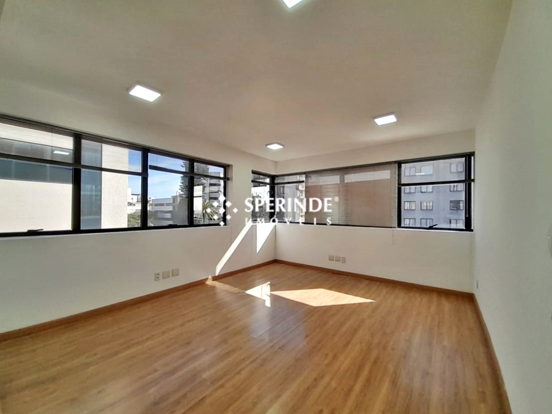 Sala para alugar com 29m² no bairro Moinhos de Vento em Porto Alegre