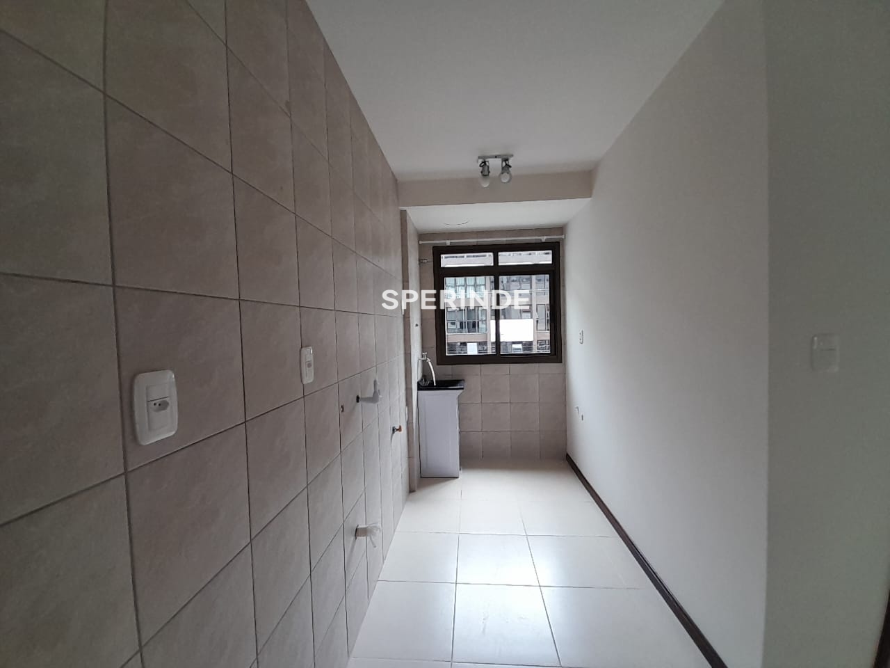 Apartamento para alugar com 40m², 1 quarto no bairro São Pelegrino em Caxias do Sul