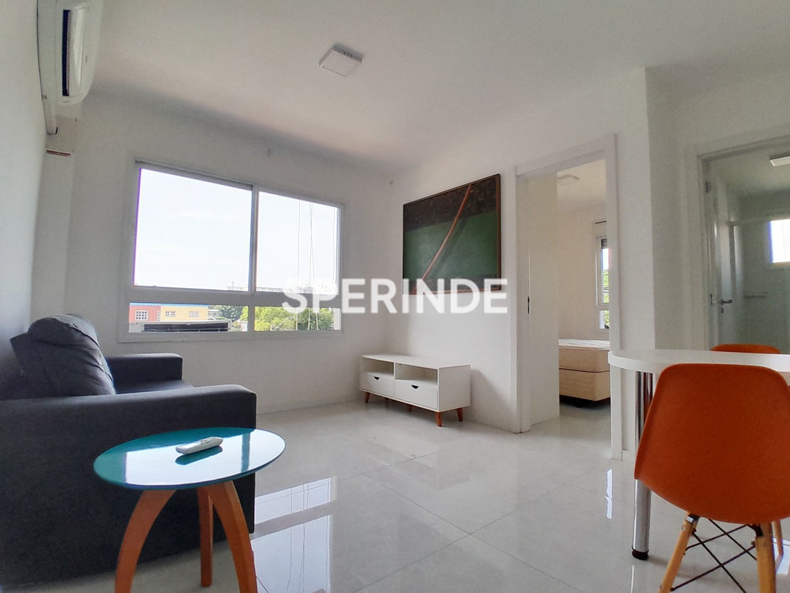 Apartamento para alugar com 27m², 1 quarto, 1 vaga no bairro Partenon em Porto Alegre